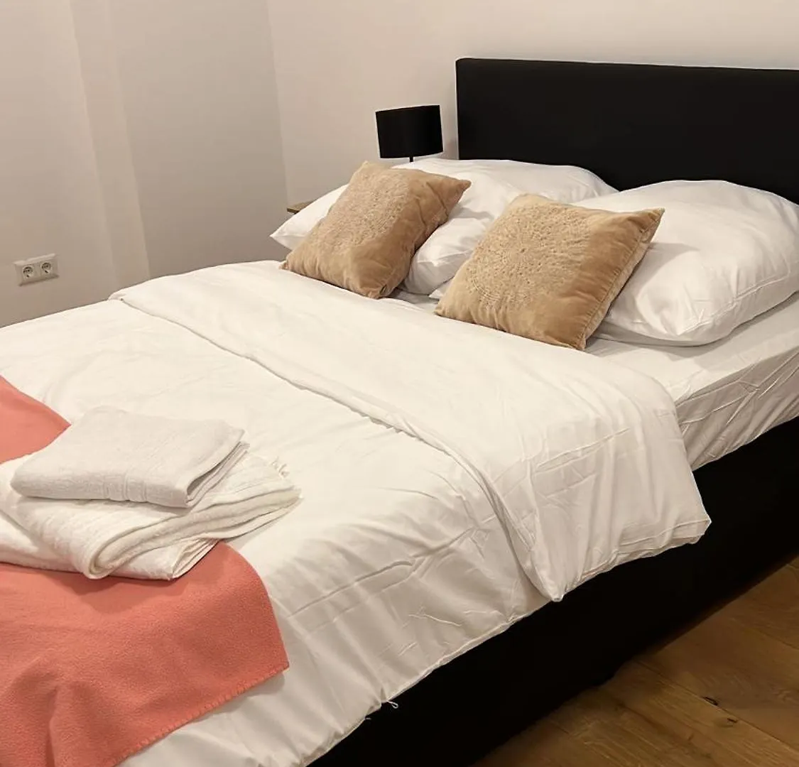 Nook - Zentrale Lage - An Der Listermeile Hannover 0*,  Germany